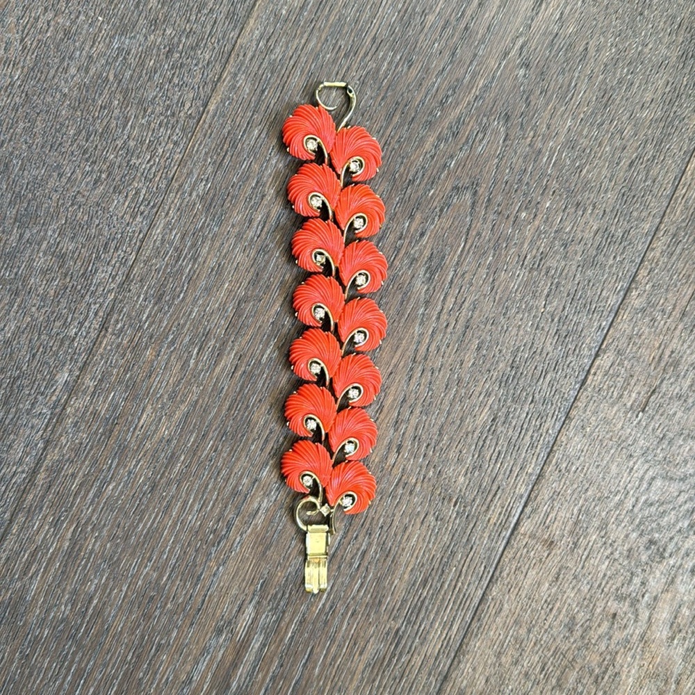 Vintage Linsner Coral and Rhinestone Bracelet